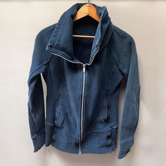 Lululemon Women's Full-Zip Radiant Jacket Size 6 Navy Blue Cotton Blend‎ - Picture 1 of 8